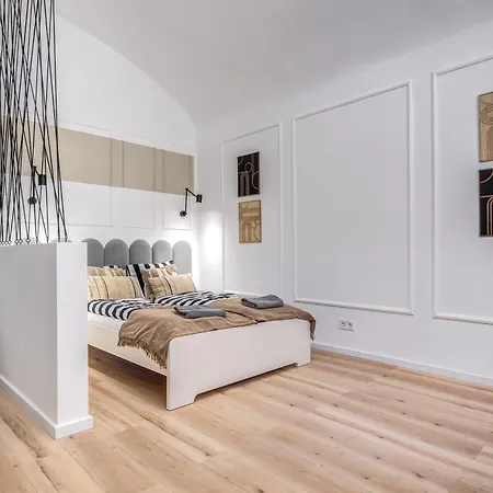 Klauzal K31 Apartment