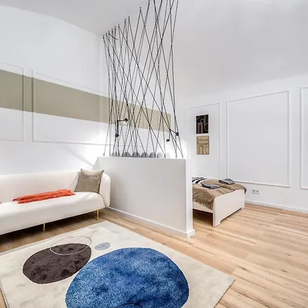 Klauzal K31 Apartment *